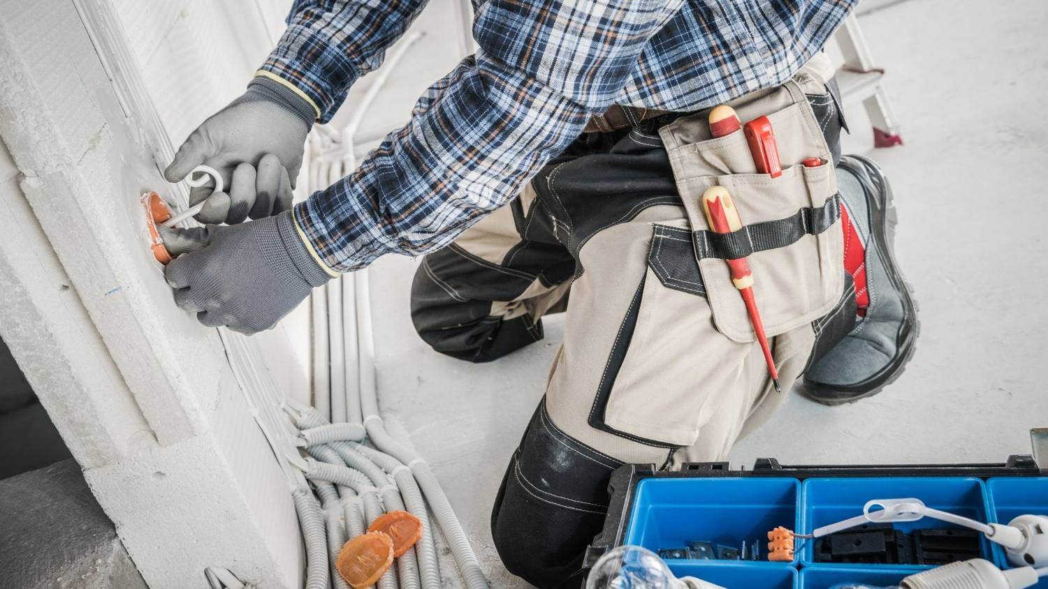Wiring and Rewiring Services electrician service in Sacramento, CA